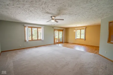 93 Gettysburg Drive Coatesville IN 46121