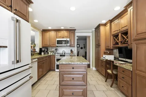 8651 Jaffa Court E Indianapolis IN 46260