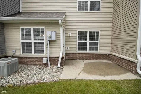509 Elkhart Drive Westfield IN 46074