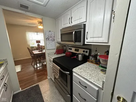 2735 Prosperity Drive Columbus IN 47201