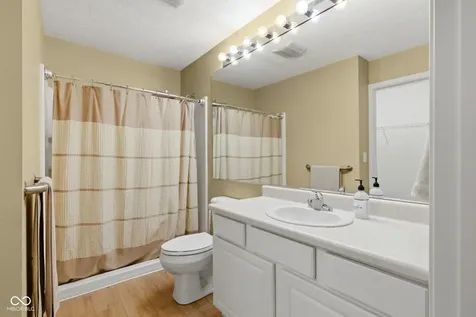 5417 Loggia Way Indianapolis IN 46237