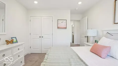 238 Aster Way Greenfield IN 46140