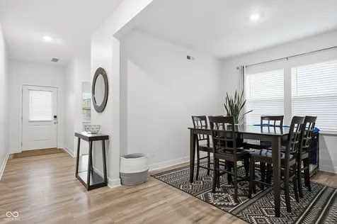 17324 Hanningfield Way Westfield IN 46074