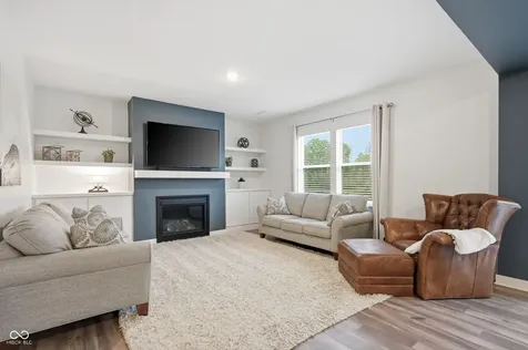 17324 Hanningfield Way Westfield IN 46074