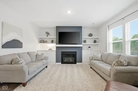 17324 Hanningfield Way Westfield IN 46074