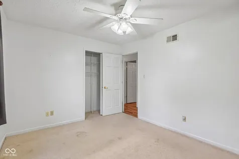 10373 Whispering Winds Indianapolis IN 46234