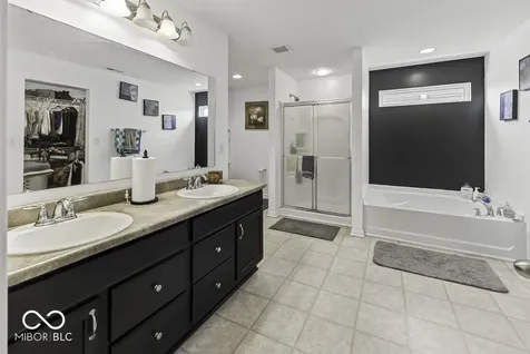 1416 Gleneagle Drive Indianapolis IN 46239
