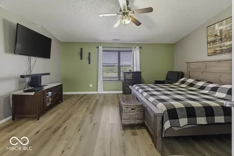 1416 Gleneagle Drive Indianapolis IN 46239