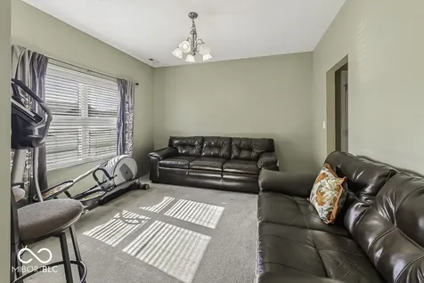 1416 Gleneagle Drive Indianapolis IN 46239