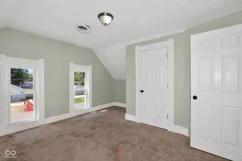 1909 S J Street Elwood IN 46036