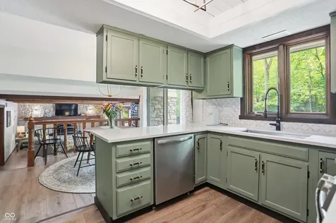 755 Round Court Zionsville IN 46077