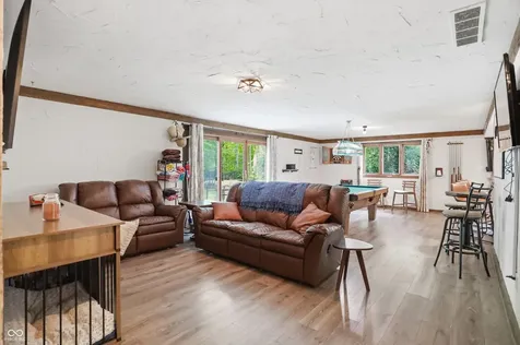 755 Round Court Zionsville IN 46077