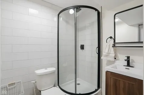 755 Round Court Zionsville IN 46077