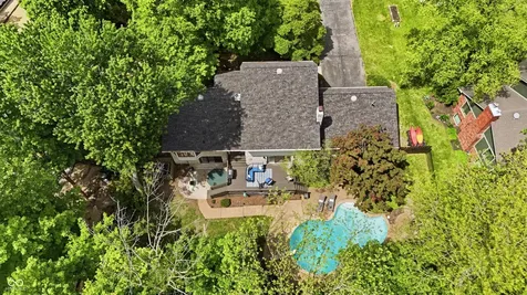 755 Round Court Zionsville IN 46077
