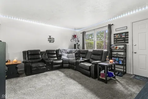 343 N Jefferson Street Brownsburg IN 46112