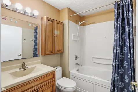 3408 Oak Tree Drive N Indianapolis IN 46227