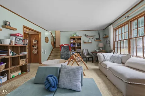 5265 E 75th Street Indianapolis IN 46250