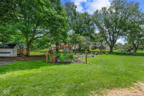 5265 E 75th Street Indianapolis IN 46250