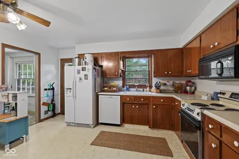 5265 E 75th Street Indianapolis IN 46250