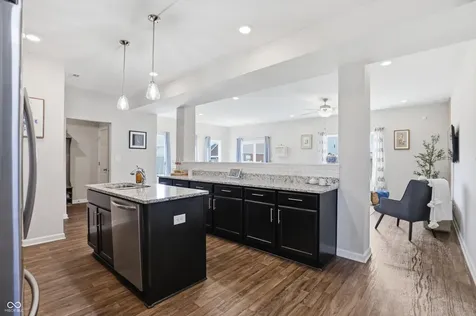 2023 Glenmoor Drive Columbus IN 47201