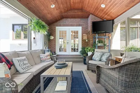 8840 Bay Breeze Lane Indianapolis IN 46236