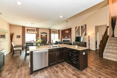 10917 Hunter Lake Lane Indianapolis IN 46239
