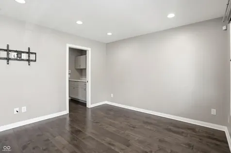 358 E Ohio Street Indianapolis IN 46204