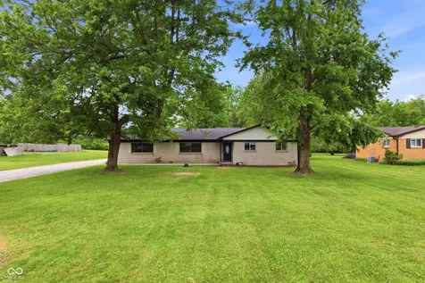 5023 Shelbyville Road Indianapolis IN 46237