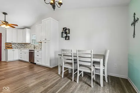 872 Franklin Lakes Boulevard Franklin IN 46131