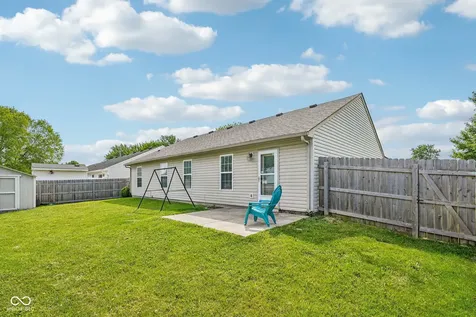 872 Franklin Lakes Boulevard Franklin IN 46131