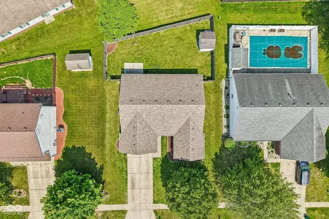 872 Franklin Lakes Boulevard Franklin IN 46131