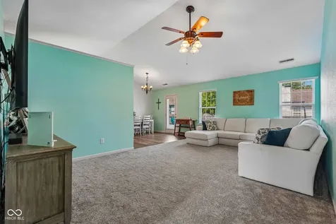 872 Franklin Lakes Boulevard Franklin IN 46131