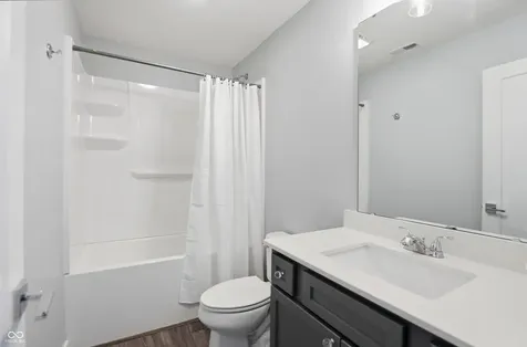 1358 Avondale Drive Westfield IN 46074