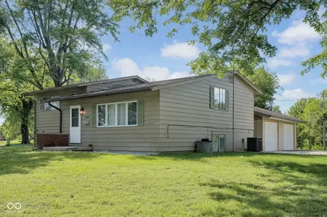 3042 Fairlawn Drive Columbus IN 47203