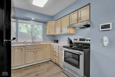 3042 Fairlawn Drive Columbus IN 47203