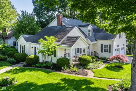 385 S Sixth Street Zionsville IN 46077