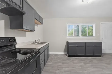 9808 Conway Drive Indianapolis IN 46235