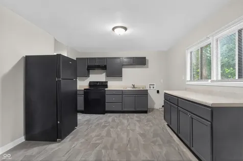 9808 Conway Drive Indianapolis IN 46235
