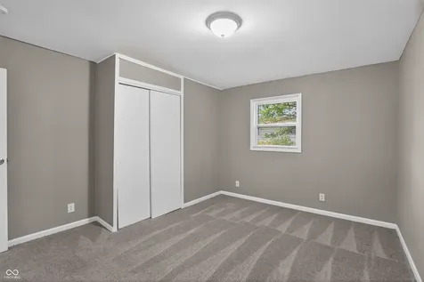 9808 Conway Drive Indianapolis IN 46235