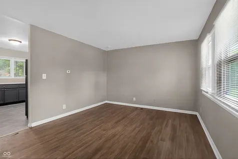 9808 Conway Drive Indianapolis IN 46235