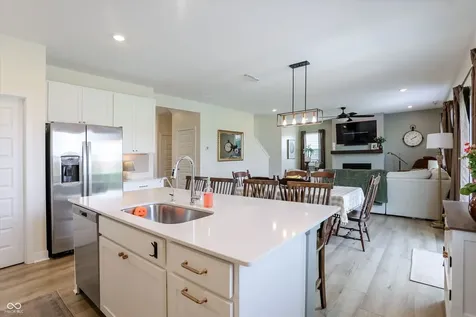 6672 Sugar Creek Lane Whitestown IN 46075