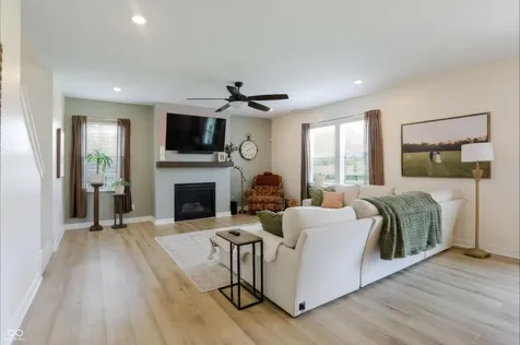 6672 Sugar Creek Lane Whitestown IN 46075
