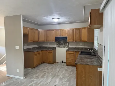 3829 Alsace Place Indianapolis IN 46226