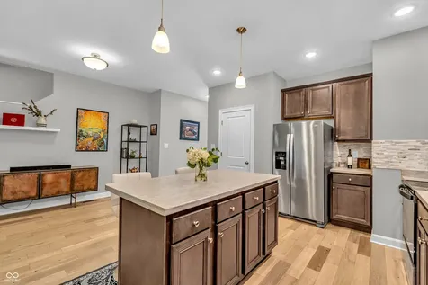 31 E Parkview Avenue Indianapolis IN 46201