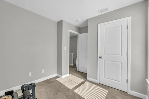 31 E Parkview Avenue Indianapolis IN 46201