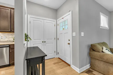 31 E Parkview Avenue Indianapolis IN 46201