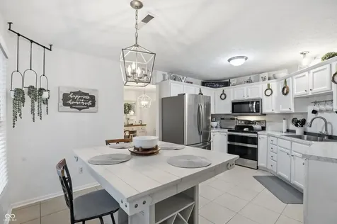 230 Wyndotte Drive Carmel IN 46032