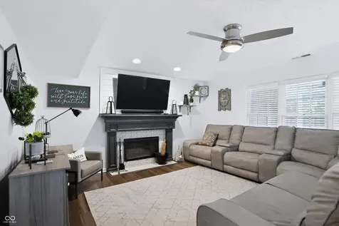 230 Wyndotte Drive Carmel IN 46032