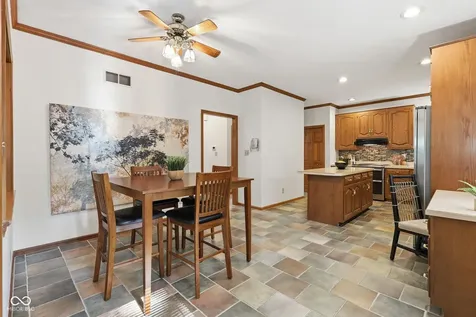 9221 Behner Circle Indianapolis IN 46250
