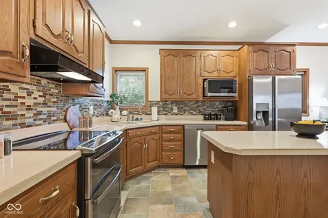 9221 Behner Circle Indianapolis IN 46250